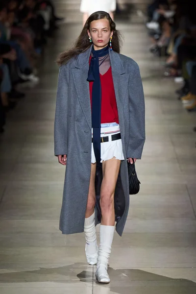 Look 2